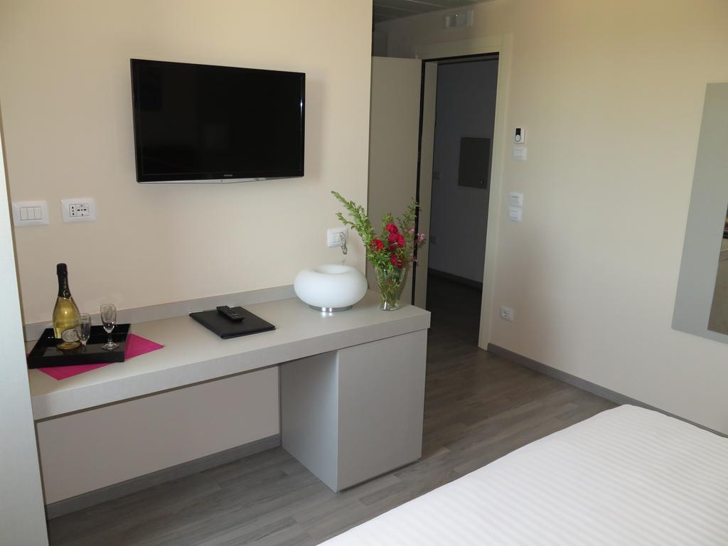 Hotel Motel Piu' Vaiano Cremasco Phòng bức ảnh