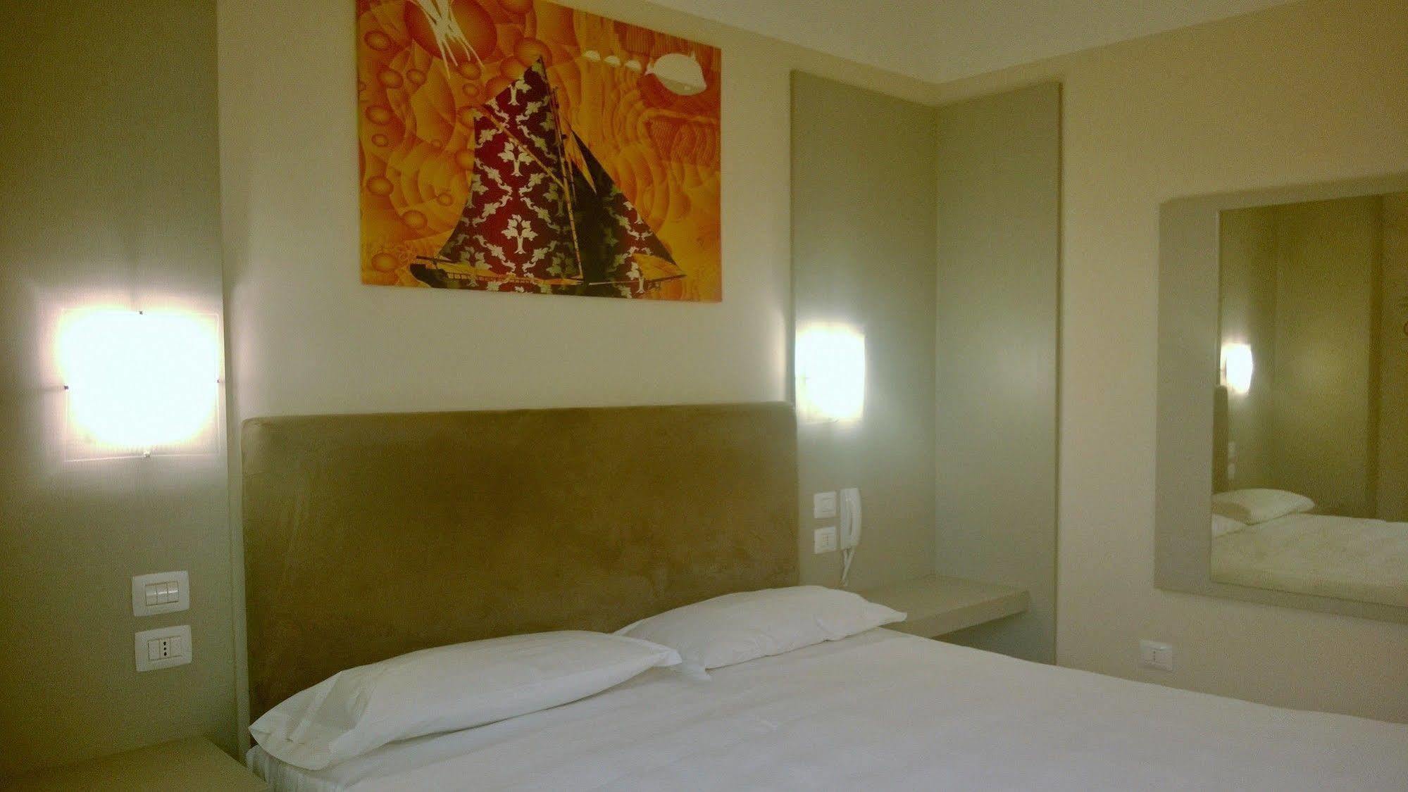 Hotel Motel Piu' Vaiano Cremasco Ngoại thất bức ảnh